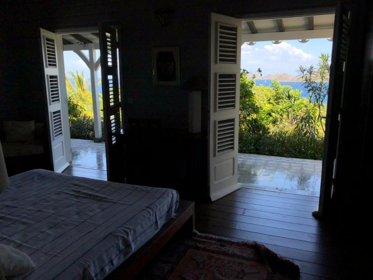 La Maison Bleue - Les Hauts De La Baie Terre-de-Bas エクステリア 写真